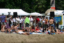 04.3-le discours sur la plage (Yves Le Chapelin).JPG